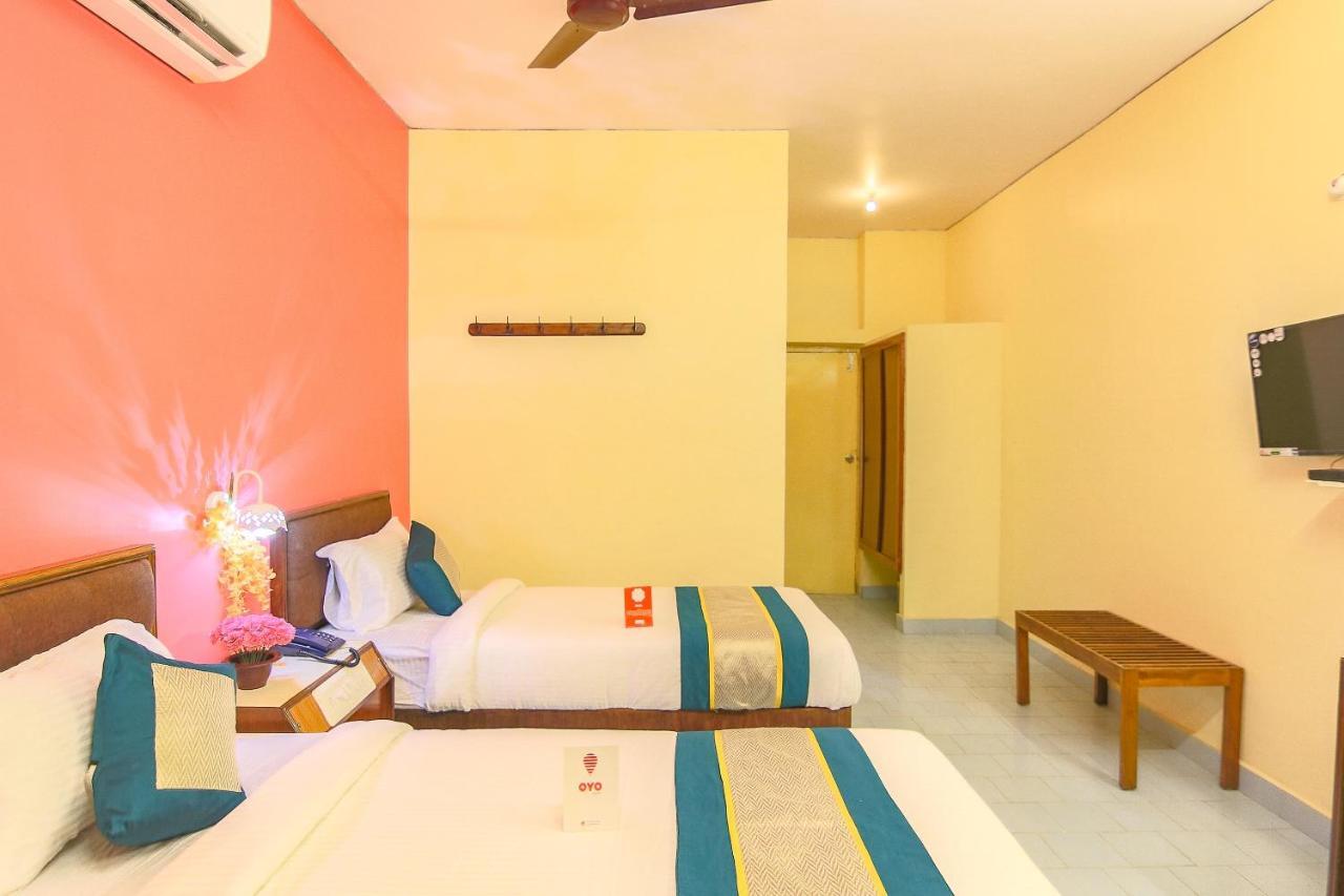 Oyo 10709 Hotel Sbt Visakhapatnam Ngoại thất bức ảnh